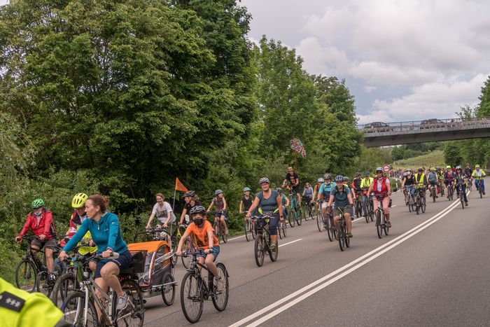 Fahrraddeonstration auf der B10
